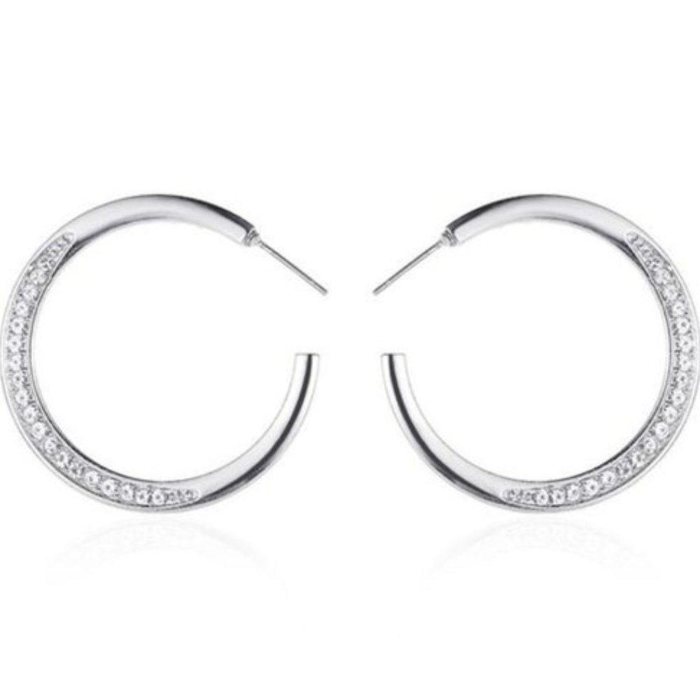 🦋3/$25 Silver-Tone Rhinestone Hoop Earrings